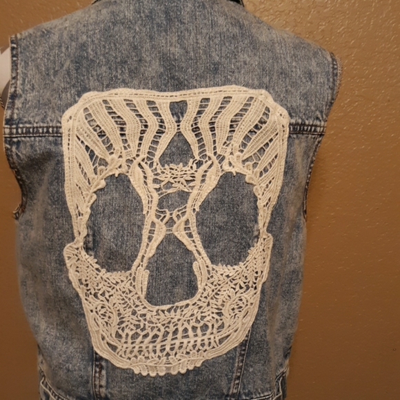 Tinseltown Denim couture (vest - Picture 4 of 6